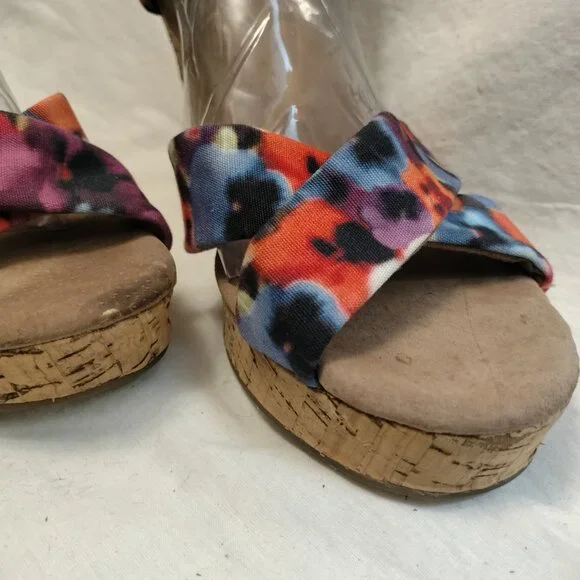 TOMS Wedge Espadrille Sandal Floral Fabric, size 10W - Picture 5 of 8